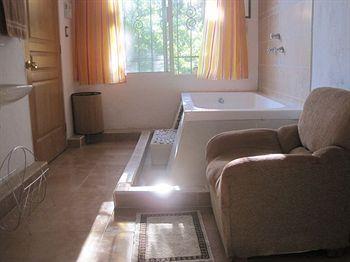 Yucatan Mayan Retreat Ecohotel And Camping ชิทเชน-อิทซา ภายนอก รูปภาพ
